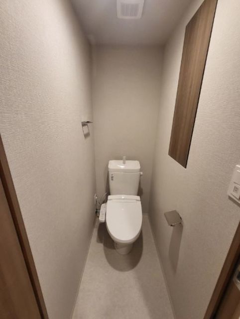 【新宿区若葉のマンションのトイレ】