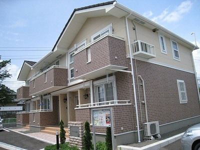 【ドミールヒロマエの建物外観】