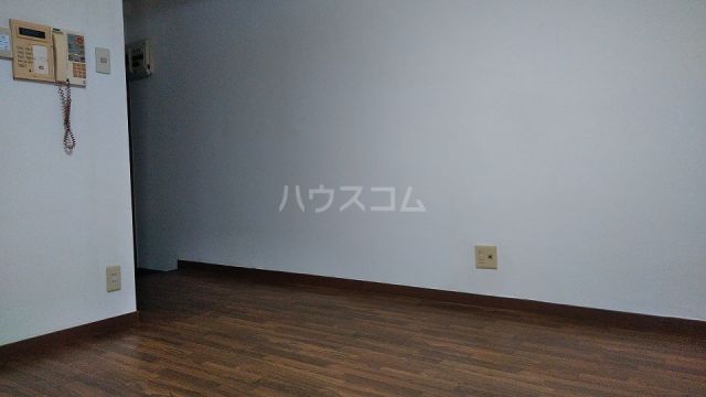 【アキュラパークサイド須賀町の居室・リビング】