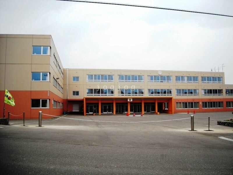 その他　日の出小学校（その他）まで1234m