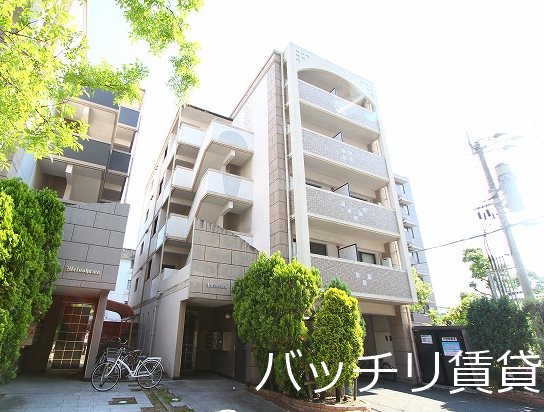 福岡市西区内浜のマンションの建物外観