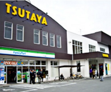 コンビニ　ファミリーマート（コンビニ）まで1160m