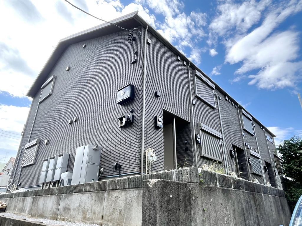 町田市金井のアパートの建物外観