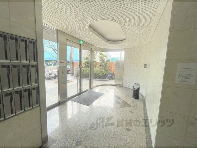 ロビー　ロビー