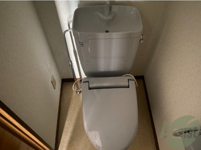 トイレ　トイレはシンプルかつオーソドックスです。