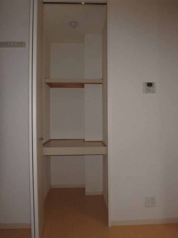 収納　図面と現状に相違がある場合には現状を優先