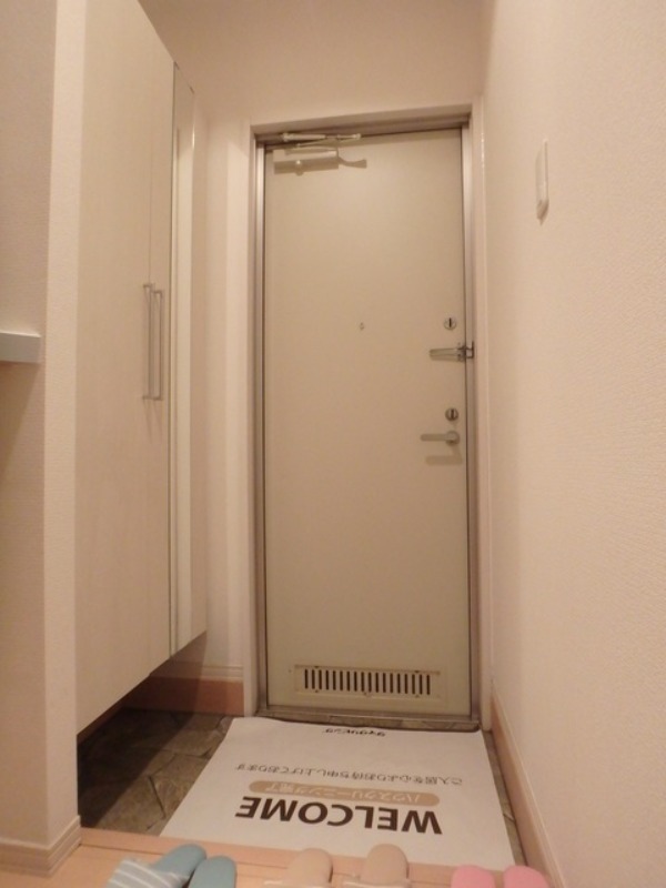 玄関　図面と現状に相違がある場合には現状を優先