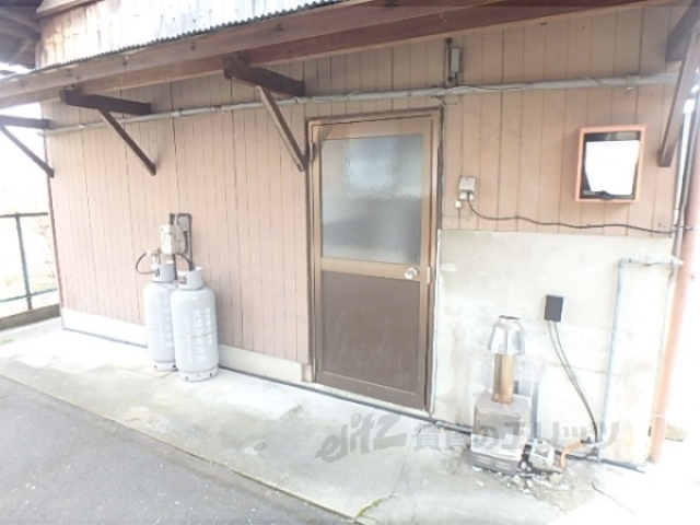 その他共有部分　裏口