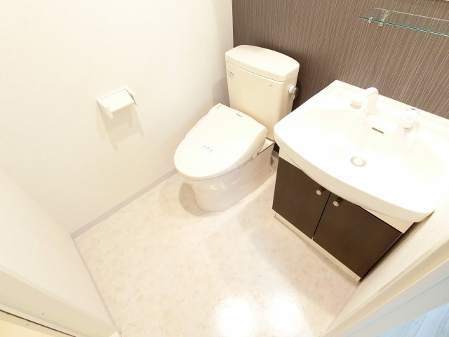 トイレ　詳細は、RISUMO江坂本店→06-6155-7137まで♪