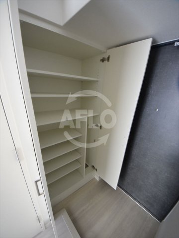 収納　セオリー大阪パーチェ　シューズボックス