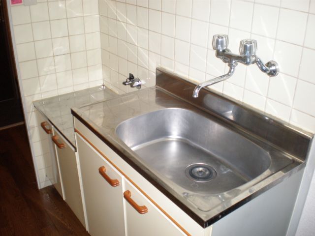 キッチン　２口コンロ置けます。