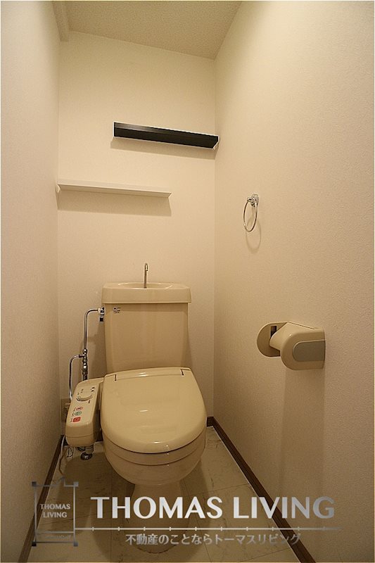 トイレ　ウォシュレット付きです。