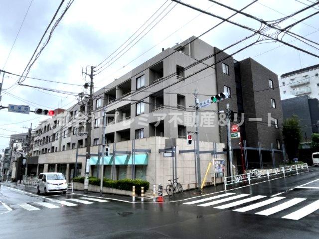 建物外観　外観は落ち着いています