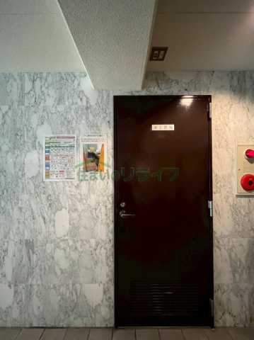 洗面設備　別部屋参考写真です