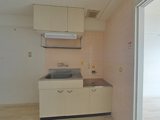 キッチン　※別部屋の写真です