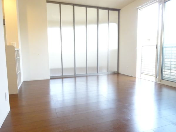 居室・リビング　日当たり良好12.1帖のリビング