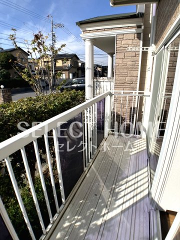 バルコニー　外からの目が気にならないバルコニーで洗濯物が干せます