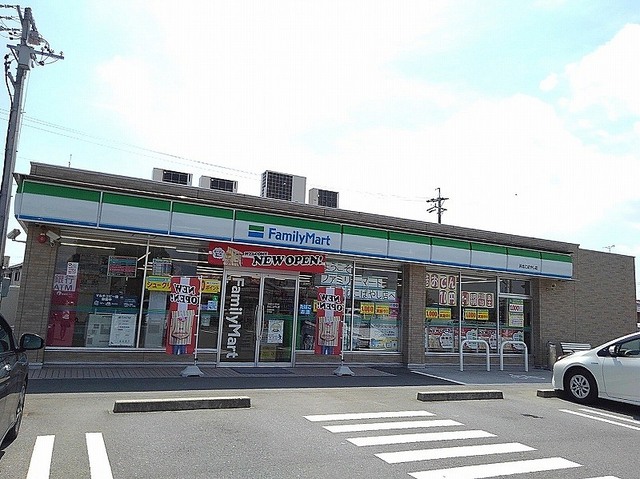コンビニ　ファミリーマート浜北小林店（コンビニ）まで485m