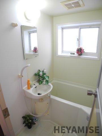 バス・シャワールーム　※類似間取りのお部屋の参考画像です※