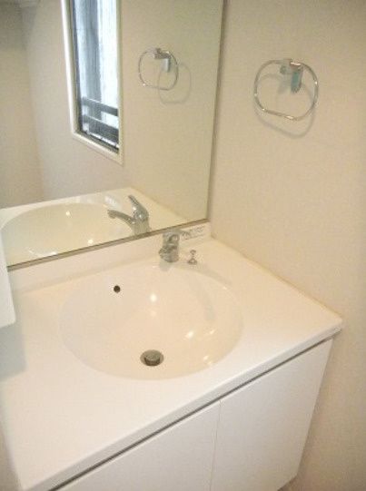 洗面設備　別タイプ部屋　参考写真です