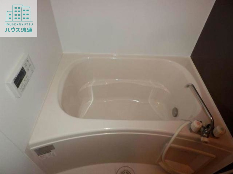 バス・シャワールーム　※別号室の写真です