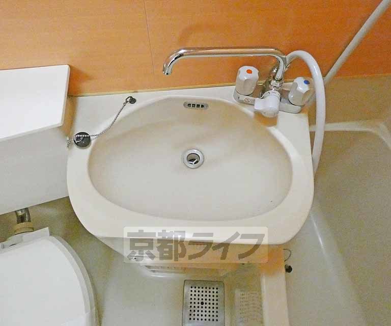 洗面設備　洗面器です。