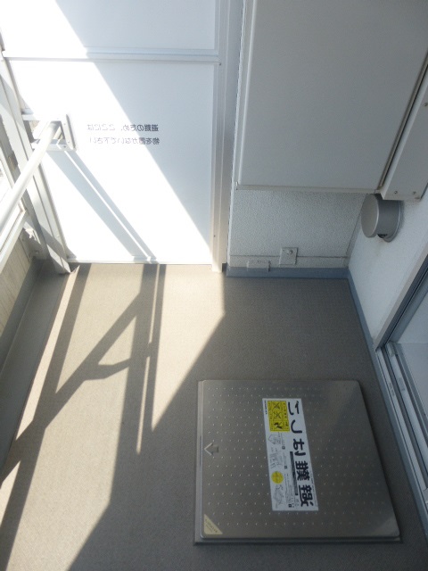 バルコニー　バルコニー