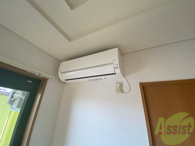 その他設備　エアコン設置済みです。これからの時代は欠かせませんよ。