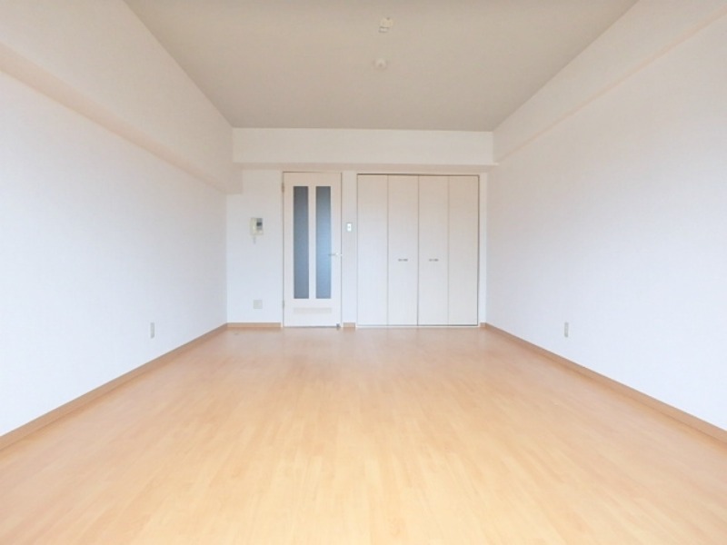 居室・リビング　図面と現状に相違がある場合には現状を優先