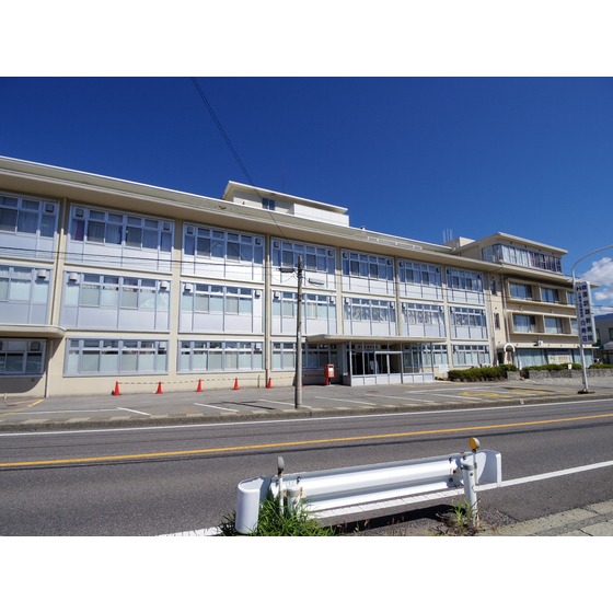 病院　医療法人研成会諏訪湖畔病院（病院）まで1766m