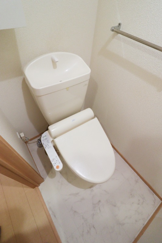 トイレ　図面と現状に相違がある場合には現状を優先