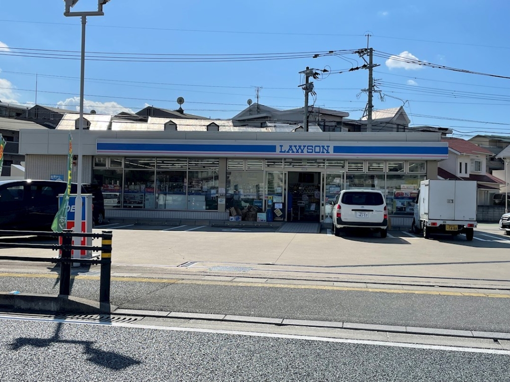 コンビニ　ローソン 福岡南庄五丁目店（コンビニ）まで1053m