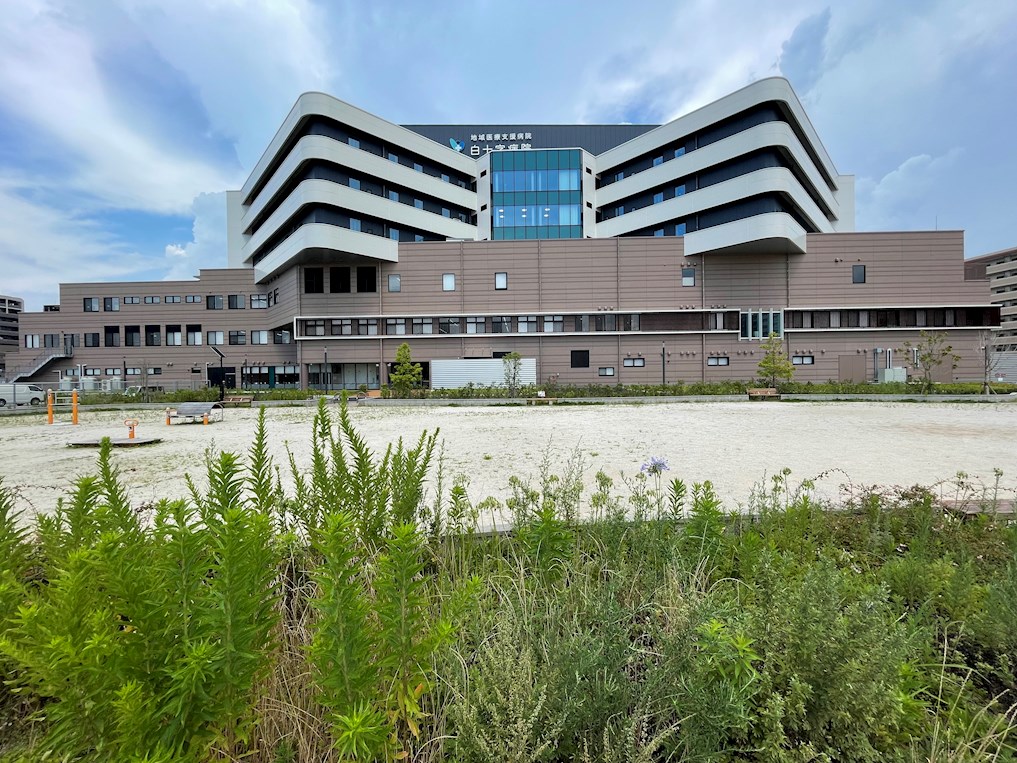 病院　白十字病院（病院）まで2016m