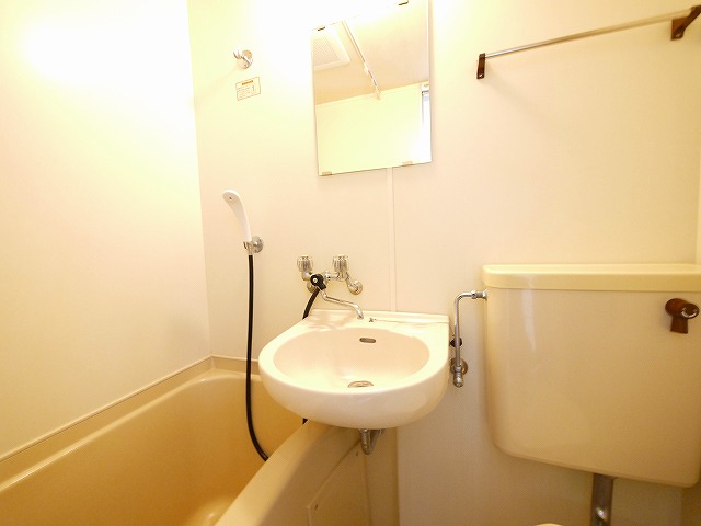 洗面設備　忙しい朝には欠かせない洗面所です