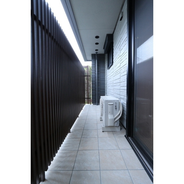 バルコニー　通風陽当たり良好♪