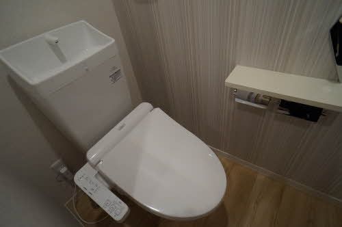 トイレ　シャワートイレ