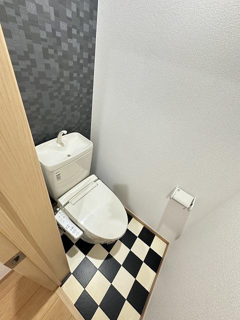 トイレ　トイレ