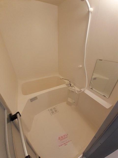 バス・シャワールーム　バスルーム