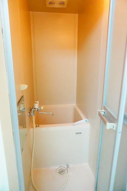 バス・シャワールーム　浴室