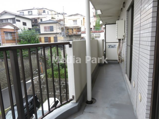 バルコニー　同物件別のお部屋の写真です。参考写真です。