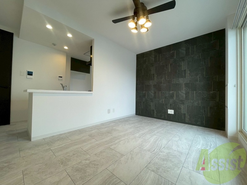 居室・リビング　広々としたリビングですね。使い勝手がよさそうですね！