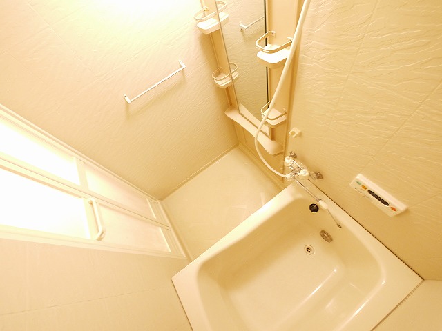 バス・シャワールーム　お風呂で日々の疲れを落としましょう