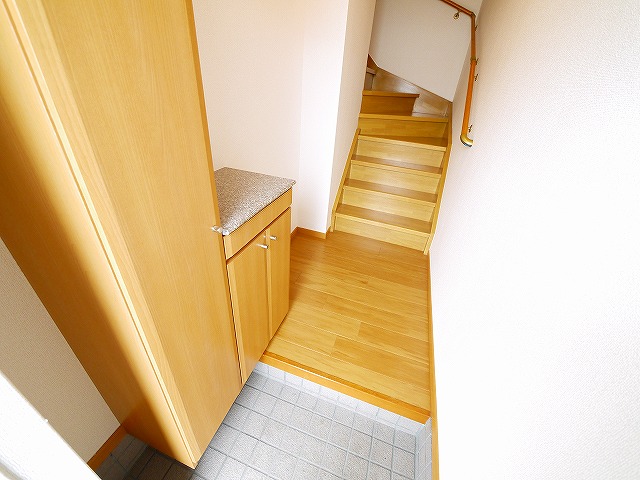 玄関　シンプルで使いやすい玄関です