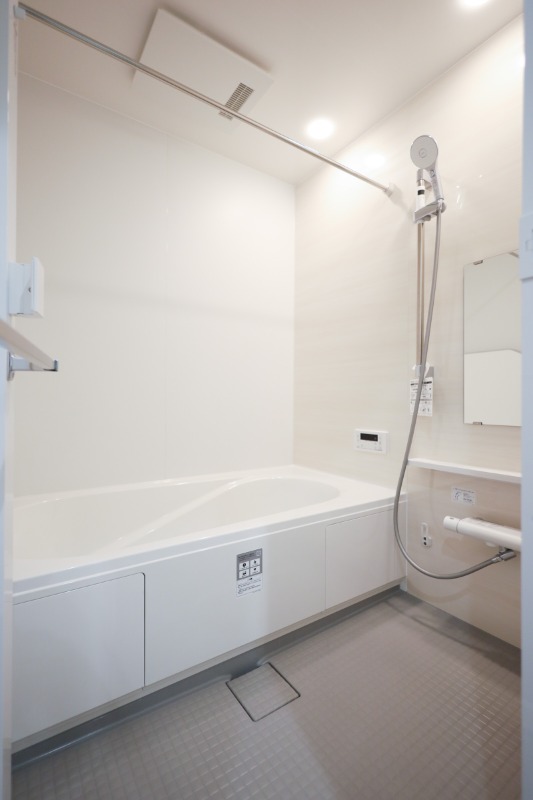 バス・シャワールーム　図面と現状に相違がある場合には現状を優先