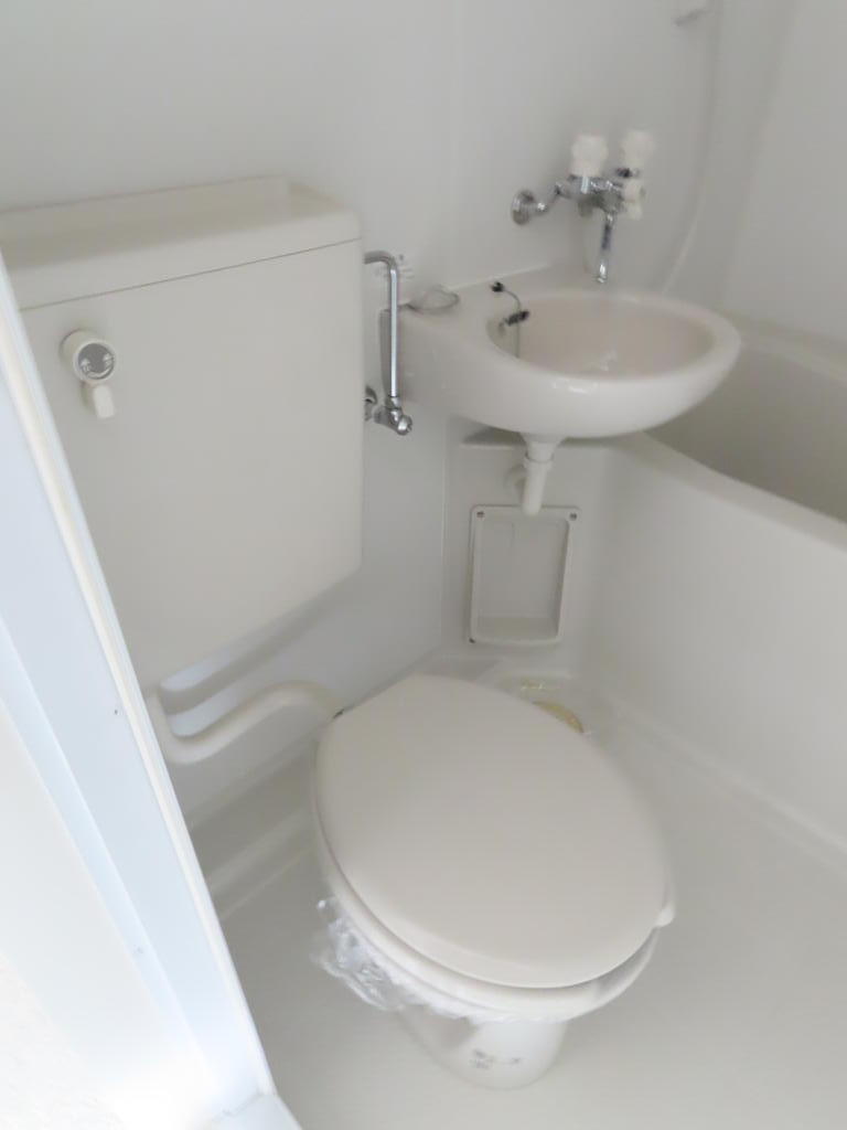 トイレ　同物件他部屋の写真です