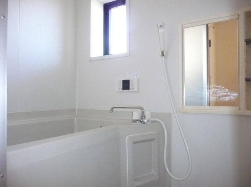 バス・シャワールーム　図面と現状に相違がある場合には現状を優先