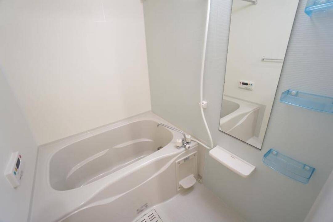 バス・シャワールーム　浴室