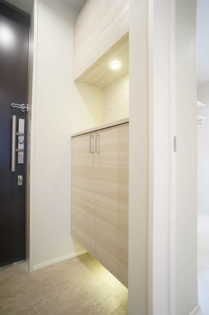 玄関　シューズボックス