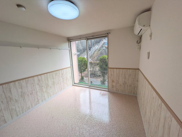 キッチン　別部屋の参考写真です。