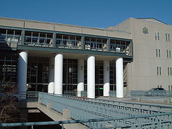 高校・高専　西宮市立西宮高校（高校・高専）まで603m